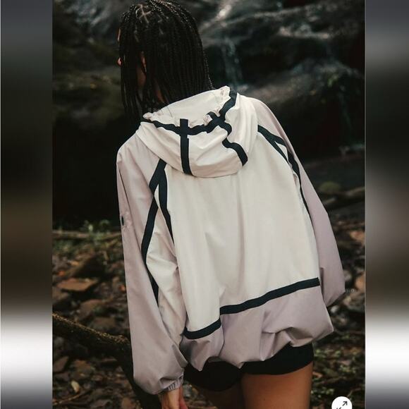 Care FP Movement Like The Wind Colorblock Jacket grey and black-Size M - Picture 3 of 7